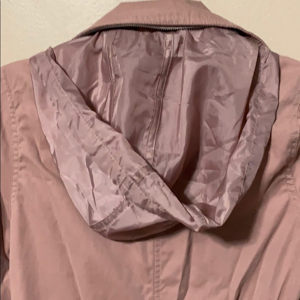 Mossimo Water Resistant Lightweight Rain Jacket - Picture 7 of 8